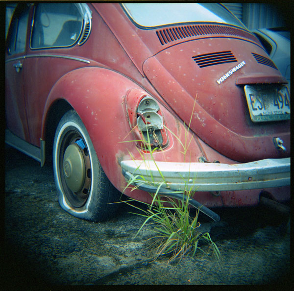 VW Flat, Kaneohe.. © 2010 Bobby Asato