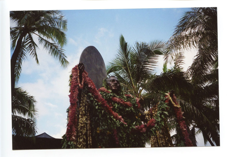 Duke Kahanumoku Statue, Waikiki, Hawaii. Lomo LC-A+. © 2011 Bobby Asato